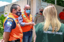 Governo Estadual entrega ajuda humanitária para famílias atingidas por enxurradas em Fazenda Rio Grande 