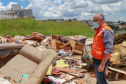 Nesta manhã de quarta-feira, a Defesa Civil Estadual esteve no município de Fazenda Rio Grande para entregar materiais de ajuda humanitária que auxiliarão as pessoas afetadas a se recomporem. - Fazenda Rio Grande, 19/01/2022