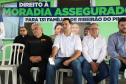 O governador Carlos Massa Ratinho Junior entregou nesta quinta-feira (12) as matrículas imobiliárias, com registro dos títulos em cartório, que regularizam a posse e o direito da moradia a 131 famílias de Ribeirão do Pinhal, no Norte Pioneiro. 