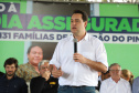 Durante a passagem por Ribeirão do Pinhal, no Norte Pioneiro, nesta quinta-feira (12), o governador Carlos Massa Ratinho Junior autorizou a liberação de mais R$ 884,2 mil para ações na área da saúde.
