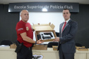 PCPR capacita servidores e entrega armas de choque