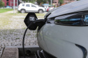 Carregamento de carro elétrico no Palácio Iguaçu