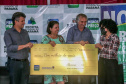   Empresária de Sarandi recebe o prêmio de R$ 1 milhão do programa Nota Paraná 
