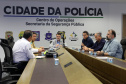 Reunião do gabinete de crise no Centro de Operações Cidade da Polícia