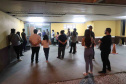 Em visita guiada, público observa o antigo IML de Curitiba do ponto de vista histórico