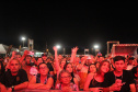 Praias de Matinhos e Pontal lotam durante shows de Leonardo e a dupla Bruno e Barretto