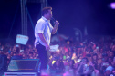 Praias de Matinhos e Pontal lotam durante shows de Leonardo e da dupla Bruno & Barretto