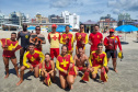 Corpo De Bombeiros forma novos Guarda-Vidas Civil durante o Verão Maior Paraná