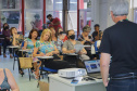 Curitiba, 08 de fevereiro de 2023 - Curso de smartfone para a terceira idade promovido pelo Celepar no Paraná Previdência.