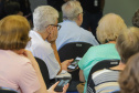 Curitiba, 08 de fevereiro de 2023 - Curso de smartfone para a terceira idade promovido pelo Celepar no Paraná Previdência.