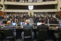 Na abertura dos trabalhos, Ratinho Junior entrega balanço de 2022 à Assembleia 