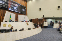 Na abertura dos trabalhos, Ratinho Junior entrega balanço de 2022 à Assembleia 