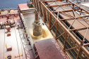 Navio chega para carregar quase 108 mil toneladas de farelo de soja no Porto de Paranaguá