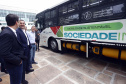 Apresentação do ônibus a gás