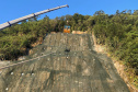 DER está concluindo recuperação da encosta da BR-277 no km 41 