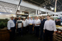 Darci Piana exalta importância da agroindústria do Paraná durante visita à ExpoUmuarama