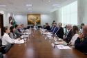 Paraná negocia fortalecimento de parceiras com o Canadá em diversas áreas. Governador em exercício, Darci Piana com a Cônsul-geral  do Canadá em São Paulo Heather Cameron e o chefe do escritório da Região Sul, Paulo Orlandi e os Secretarios Aldo Bona, da Ciência e Tecnologia  e Roni Miranda da Educação Foto Gilson Abreu/Aen