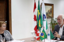 Paraná negocia fortalecimento de parceiras com o Canadá em diversas áreas. Governador em exercício, Darci Piana com a Cônsul-geral  do Canadá em São Paulo Heather Cameron e o chefe do escritório da Região Sul, Paulo Orlandi e os Secretarios Aldo Bona, da Ciência e Tecnologia  e Roni Miranda da Educação Foto Gilson Abreu/Aen