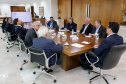 Governador Carlos Massa Ratinho Jr em reunião com a cooperativa Agrária.