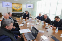 Governador Carlos Massa Ratinho Jr em reunião com a cooperativa Agrária.