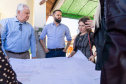 Secretário de Estado da Educação visita escola em Campo Largo e formaliza início de obras de reforma na instituição
