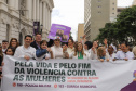 Curitiba, 22 de julho de 2023 - Dentro da programação da Campanha Paraná Unido no Combate ao Feminicídio, promovido pelo Governo do Estado, aconteceu caminhada pela Rua XV de Novembro, centro de Curitiba, com a participação da modelo Luiza Brunet.