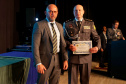 O governador em exercício Darci Piana participou nesta segunda (24) no Museu Oscar Niemeyer, em Curitiba, da formatura de 35 oficiais da Polícia Militar e do Corpo de Bombeiros no Curso Superior de Polícia