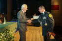 O governador em exercício Darci Piana participou nesta segunda (24) no Museu Oscar Niemeyer, em Curitiba, da formatura de 35 oficiais da Polícia Militar e do Corpo de Bombeiros no Curso Superior de Polícia