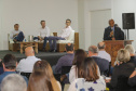 Os estados do Paraná e de São Paulo, por meio de seus secretários de Turismo, Marcio Nunes e Roberto Lucena, assinaram nesta quarta-feira (26/7) protocolo de Intenções para o fomento e promoção da Área Especial de Interesse Turístico Angra Doce, no conjunto formado pelo reservatório da Usina Hidrelétrica de Chavantes e seu entorno, abrangendo os municípios de Ribeirão Claro, Carlópolis, Siqueira Campos, Jacarezinho e Salto do Itararé (PR) e de Chavantes, Ourinhos, Canitar, Ipaussu, Timburi, Piraju, Fartura,