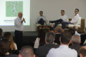 Os estados do Paraná e de São Paulo, por meio de seus secretários de Turismo, Marcio Nunes e Roberto Lucena, assinaram nesta quarta-feira (26/7) protocolo de Intenções para o fomento e promoção da Área Especial de Interesse Turístico Angra Doce, no conjunto formado pelo reservatório da Usina Hidrelétrica de Chavantes e seu entorno, abrangendo os municípios de Ribeirão Claro, Carlópolis, Siqueira Campos, Jacarezinho e Salto do Itararé (PR) e de Chavantes, Ourinhos, Canitar, Ipaussu, Timburi, Piraju, Fartura,