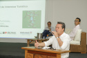 Os estados do Paraná e de São Paulo, por meio de seus secretários de Turismo, Marcio Nunes e Roberto Lucena, assinaram nesta quarta-feira (26/7) protocolo de Intenções para o fomento e promoção da Área Especial de Interesse Turístico Angra Doce, no conjunto formado pelo reservatório da Usina Hidrelétrica de Chavantes e seu entorno, abrangendo os municípios de Ribeirão Claro, Carlópolis, Siqueira Campos, Jacarezinho e Salto do Itararé (PR) e de Chavantes, Ourinhos, Canitar, Ipaussu, Timburi, Piraju, Fartura,