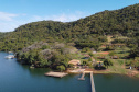 Ribeirão Claro, 26 de julho de 2023 - Com a presença dos secretários de Turismo do Paraná, Márcio Nunes, e de São Paulo, Roberto Lucena, aconteceu no Resort Tayayá, a assinatura do Protocolo de Intenções para o fomento integrado do turismo na região denominada Angra Doce.