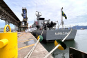 Navio-patrulha Maracanã atraca no Porto de Paranaguá