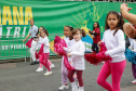 Milhares de pessoas participam do desfile de 7 de setembro em Curitiba