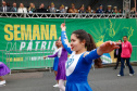 Milhares de pessoas participam do desfile de 7 de setembro em Curitiba