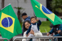 Milhares de pessoas participam do desfile de 7 de setembro em Curitiba