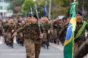 Milhares de pessoas participam do desfile de 7 de setembro em Curitiba