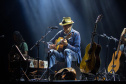  Almir Sater traz ao Guairão um show que agrega diversos estilos musicais 