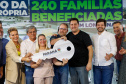 Governador Carlos Massa Ratinho Jr inaugura 240 apartamentos, dos quais 166 receberam subsídio do Governo do Estado, totalizando R$ 2,5 milhões de investimento.