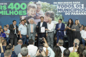 Curitibam 25 de setembro de 2023 - O governador Carlos Massa Ratinho Jr. realiza encontro com prefeitos e entrega mais de R$ 400 milhões em melhorias às cidades paranaenses.