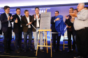 O governador Carlos Massa Ratinho Junior participou nesta terça-feira (19) do evento de início das obras de ampliação do Aeroporto Internacional de Foz do Iguaçu – Cataratas, no Oeste