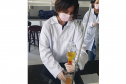 Alunos da rede estadual desenvolvem projeto que transforma óleo de cozinha em biocombustível