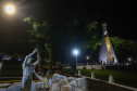 Com o maior monumento dedicado a Nossa Senhora Aparecida na América Latina, Itaipulândia recebe milhares de romeiros no Dia da Padroeira.