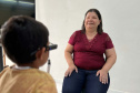 Óculos com inteligência artificial transforma vidas de alunos com deficiência visual no Paraná