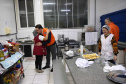 O governador Carlos Massa Ratinho Junior visitou na noite desta quarta-feira (18) a cidade de São Mateus do Sul, uma das mais atingidas pelas chuvas dos últimos dias no Paraná.