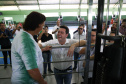 Governador entrega rede de esgoto, centro de convivência e moradias em Leópolis