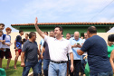 Governador entrega rede de esgoto, centro de convivência e moradias em Leópolis