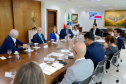  reunião entre o governador Carlos Massa Ratinho Junior e o chefe do governo regional, Jakub Chelstowkski, durante visita da comitiva polonesa à Curitiba. 