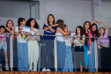 Alunos da rede estadual distribuem autógrafos em evento de lançamento de livros autorais