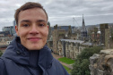 Davi Barbosa Rickli Pereira, 15 anos, estudante da cidade de Reserva que está em intercâmbio pelo programa Ganhando o Mundo da Secretaria de Estado da Educação na Inglaterra. 